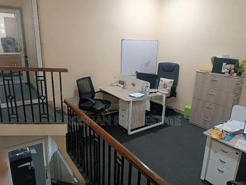 OFFICE SPACE WITH 6 BEDROOMS FOR RENT COLOMBO 4 PR2220