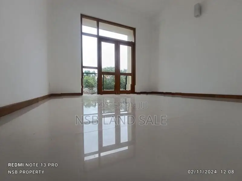 Brand New Luxury House for Sale in Thalawatugoda