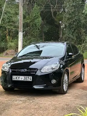Ford Focus Titanium Plus 2014
