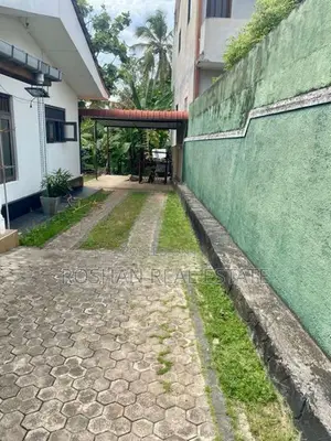 HOUSE FOR SALE JAELA PG2240