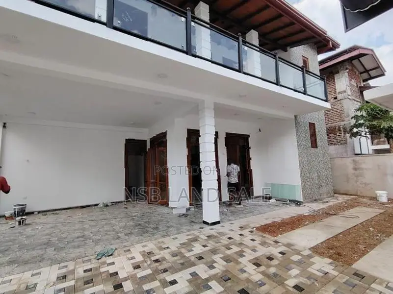 Brand New Super Luxury House for Sale in Kottawa