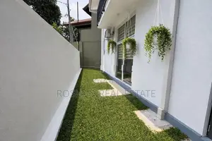 MODERN BRAND NEW HOUSE FOR SALE BATTARAMULLA CHI2244