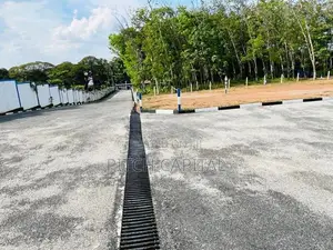 Luxury Lands For Sale - Kaluaggala