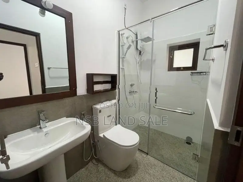 Brand New Super Luxury House for Sale in Talawatugoda