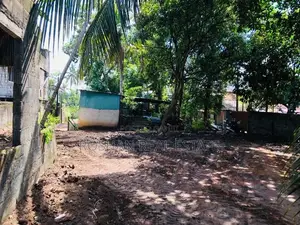 LAND FOR SALE NUGEGODA SQURE BLOCK PR2262
