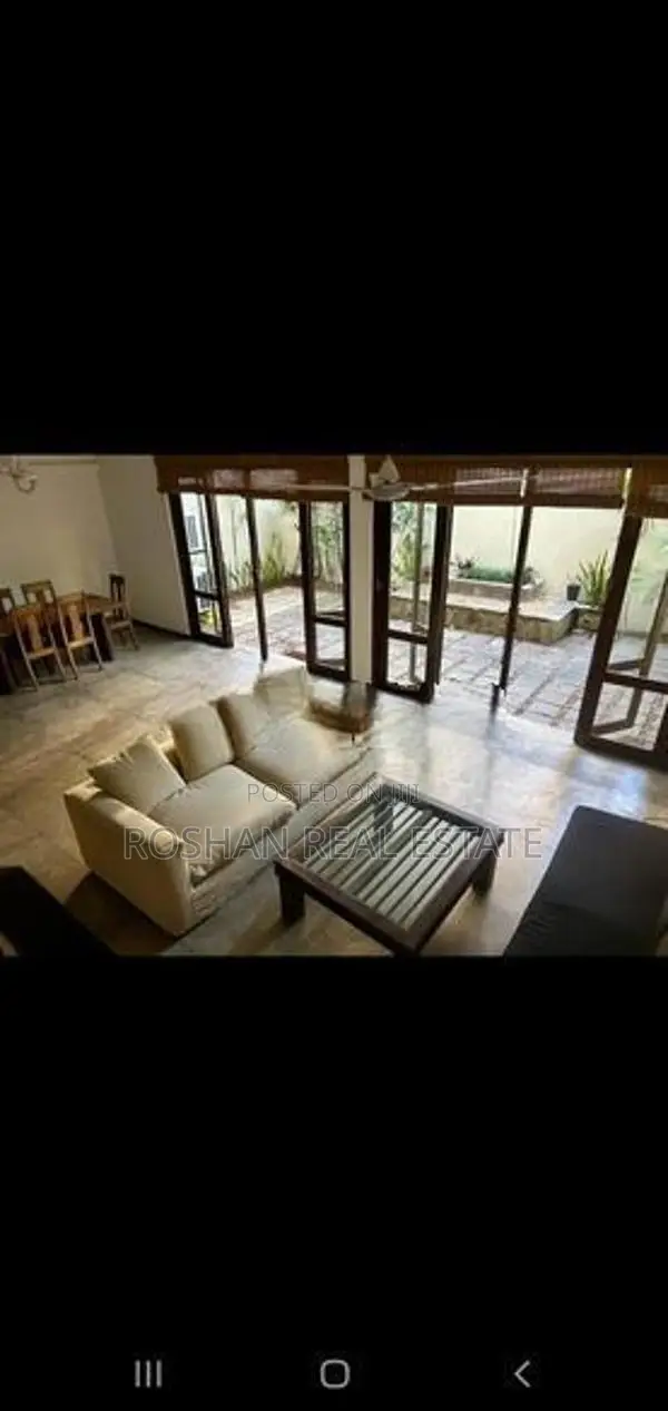 MODERN HOUSE FOR RENT COLOMBO 7 OFF HORTON CHI2258
