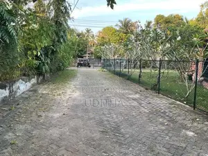 Highly Residential Area Land for Sale Udahamulla
