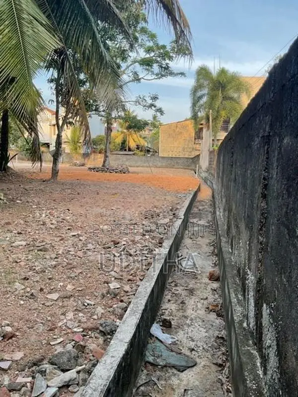 Highly Residential Area Land for Sale Udahamulla