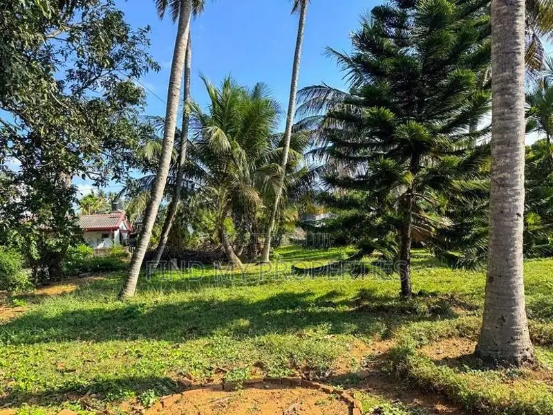 Land for Sale in Wattala