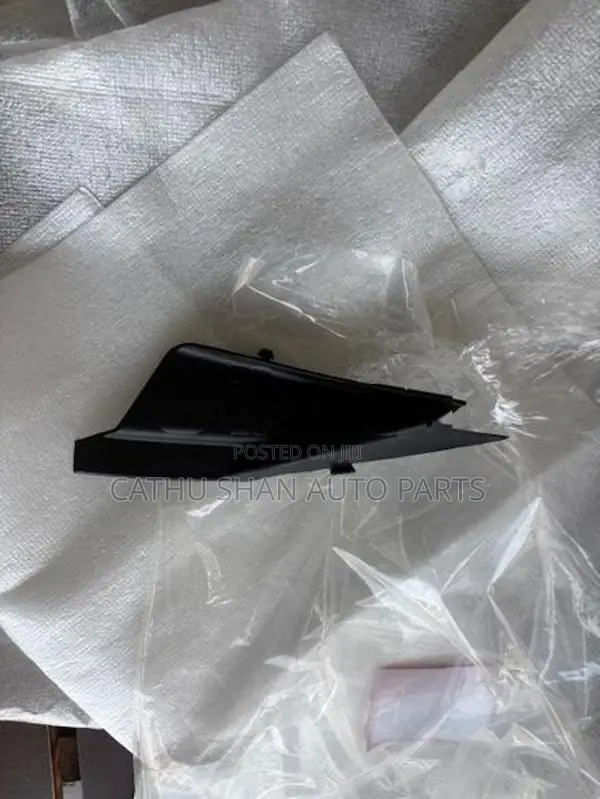 Honda Vezel 2025 Wiper Panel End