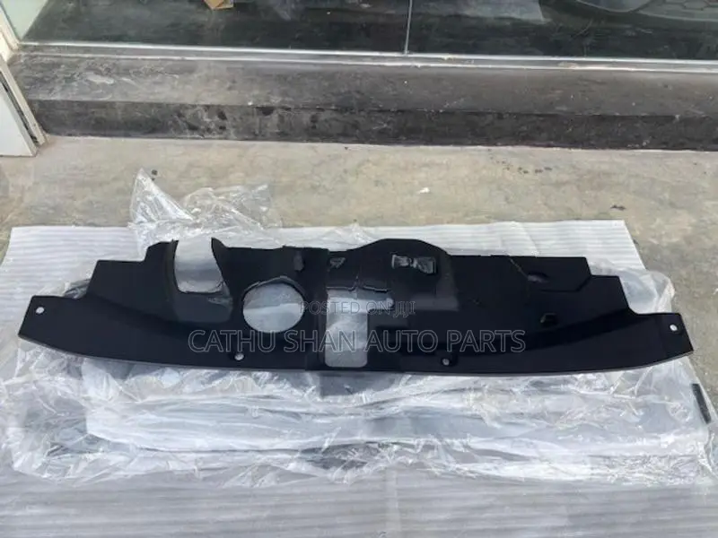 Honda Vezel 2025 Bonnet Lock Guard