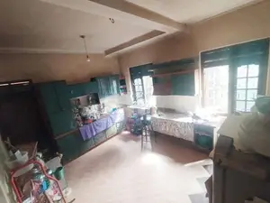 Moratuwa Lunawa, Uyana Road 3 BR Upstairs House on 11 P Land for Sale