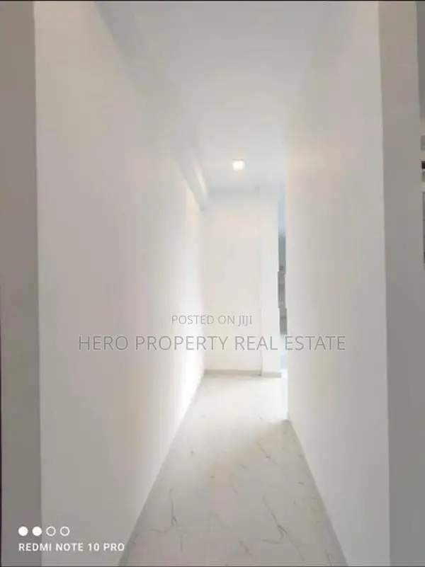 Luxury House for Rent in Battaramulla