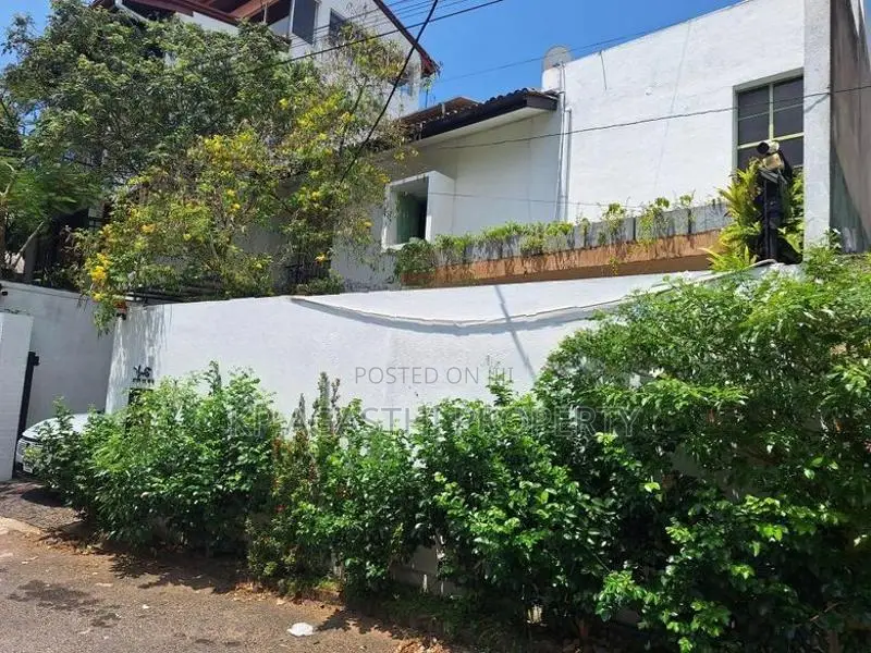 kotte luxury villa style house for sale