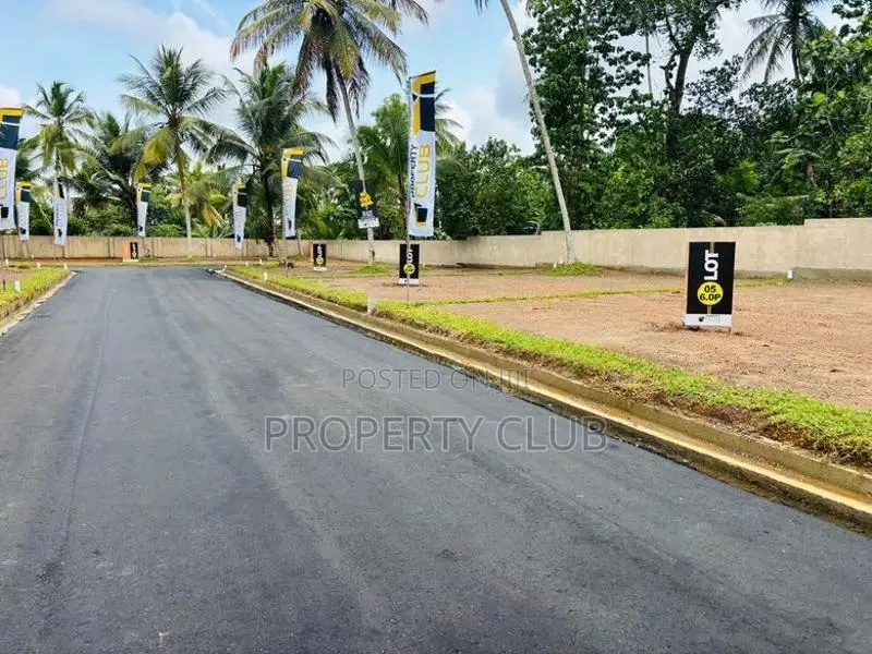 Land for sale facing 342 Piliyandala Kottawa Bus Route