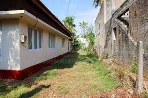Land with House for Sale in Kalutara
