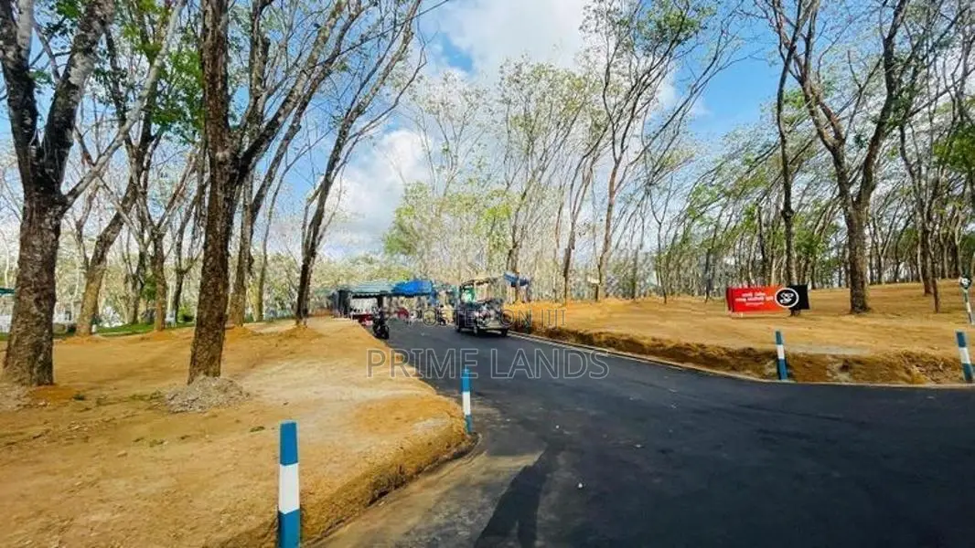 Land Plots for Sale in Berukatiya
