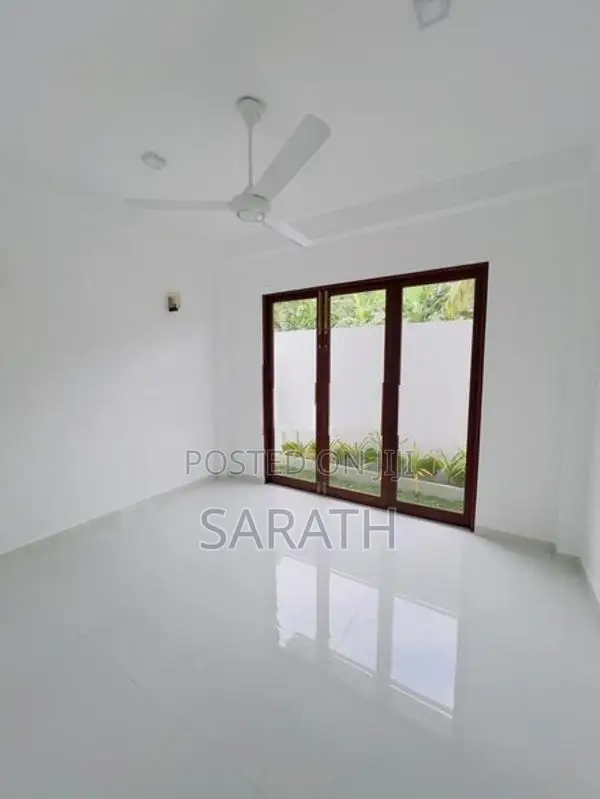 Ultra Modern Brand New House Sale Athurugiriya