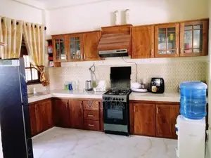 Separate House Papiliyana