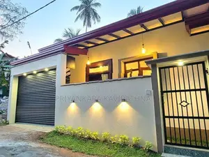 කොට්ටාව පාරට සමීප සුකෝපබෝගී අලුත්ම නිවස විකිනීමට - දියගම