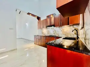 Luxury House for Sale in Athurugiriya