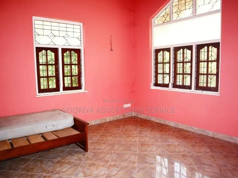 Wennappuwa House for Sale in Lunuvila