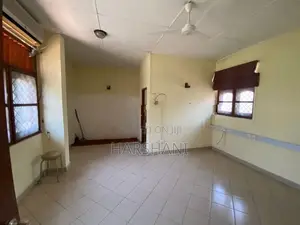 15P Land with 2 Storey House in Kirula Rd, Narahenpita