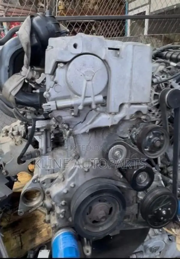 Nissan XTRAIL ENGINE T31 QR25 Complete with Gearbox 4X4