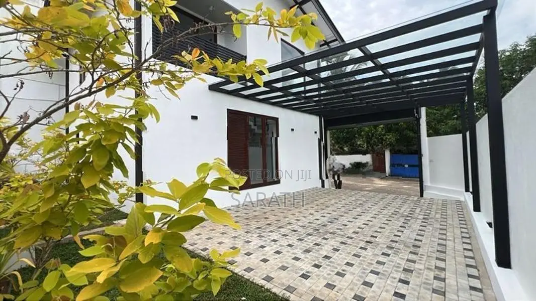 Beautiful Brand New House Sale Athurugiriya