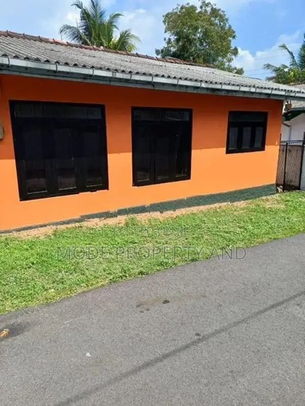 House for Sale in Boralesgamuwa Near Kdu