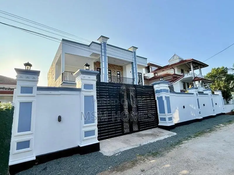 This Brand New Modern House For Sale in Negombo