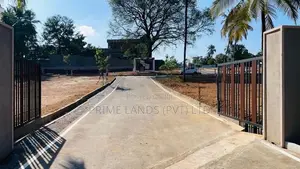 මාලඹේ අරංගල හන්දියෙන්ම නේවාසික බ්ම් කොටස් විකිණීම