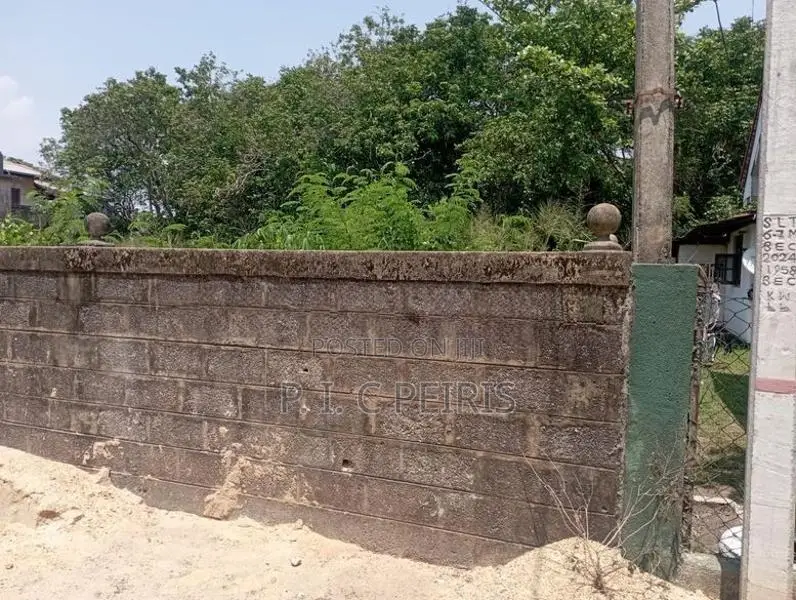Land for sale in Negombo, Kadolkale.Negombo, Gampaha.