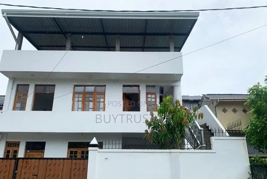 Commercial Building for Rent in Ratmalana