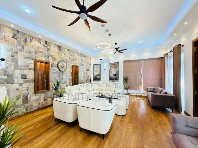 (AF749) Luxury House for Sale - Pelawaththa, Baththaramulla