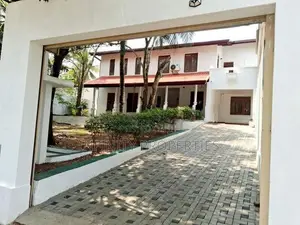 (AF761) 02 Story House With 22 P Sale At Pannipitiya