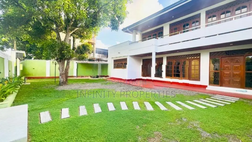 16 Perch 2-Storey House for Sale - Wattegedara, Maharagama