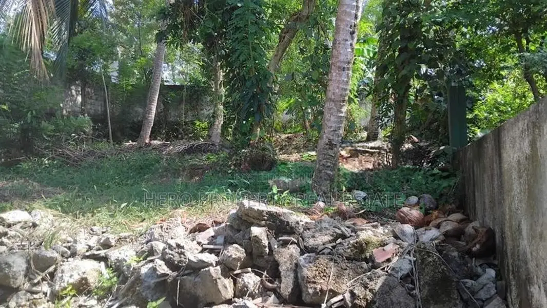 Valuable 21 Perches Land for Sale in Kadawatha