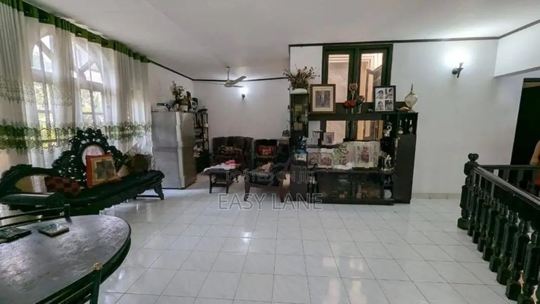 House for sale in Kaduwela
