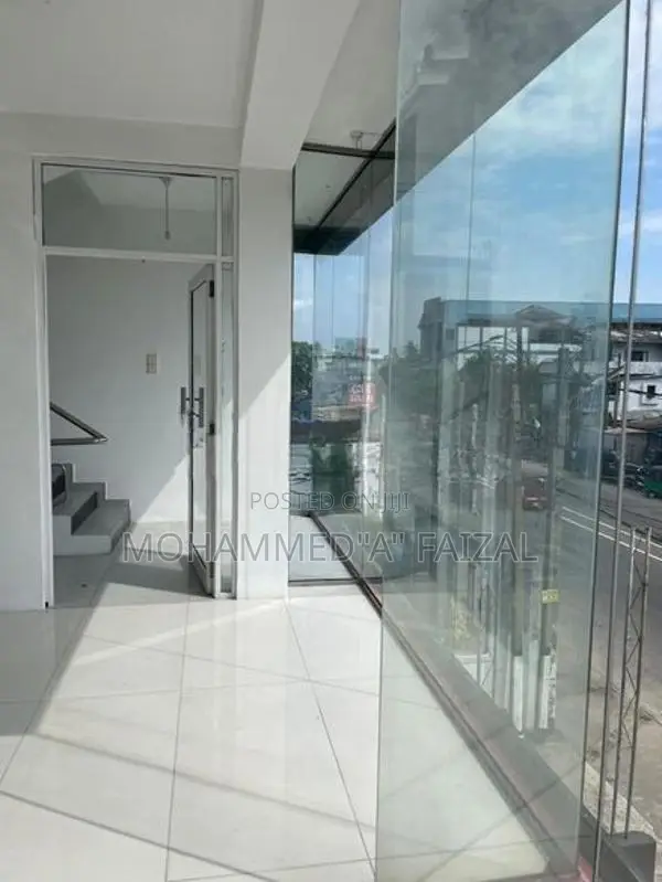 Shop for Rent in Galle Road Mount Lavinia