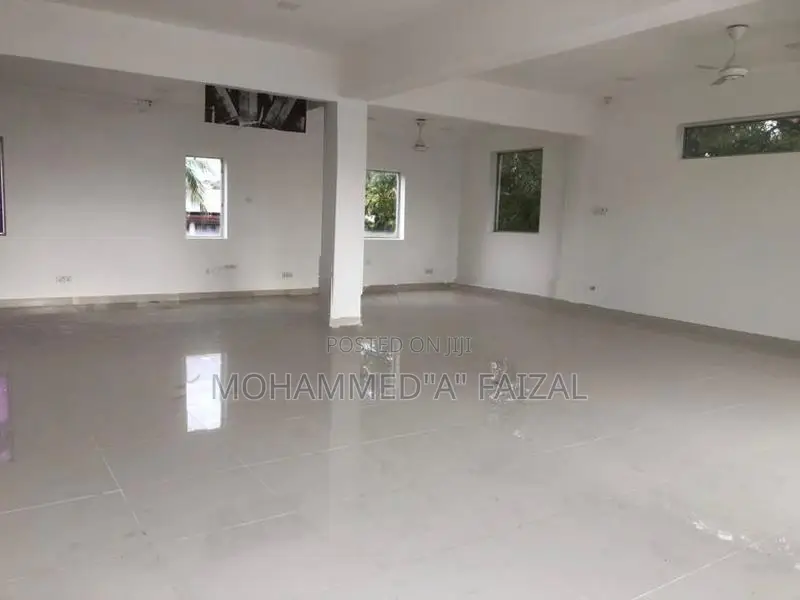 Showroom Space For Rent in Galle Road Mount Lavania