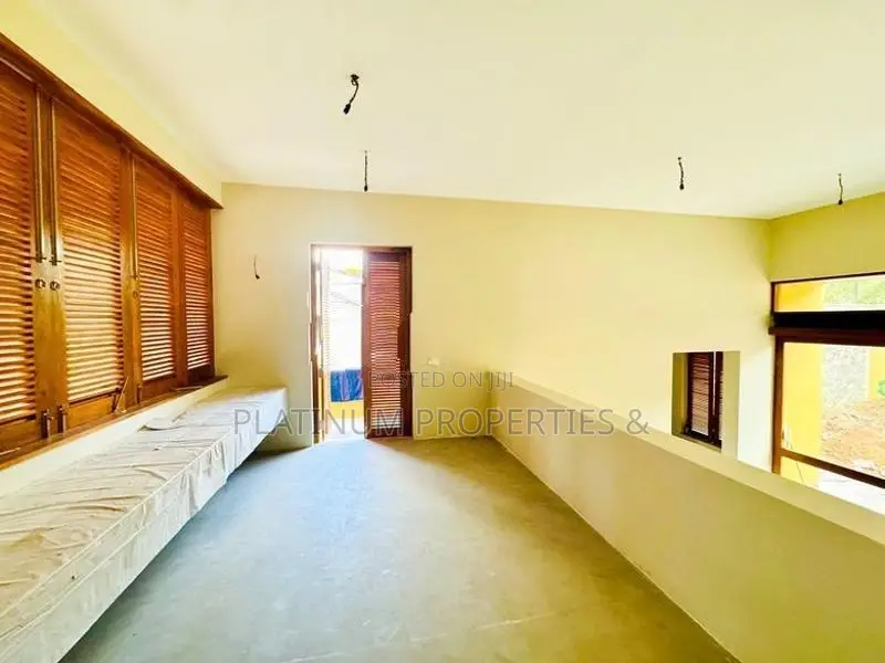 17P B/New Architect Designed Super Luxury House For Sale In Nugegoda