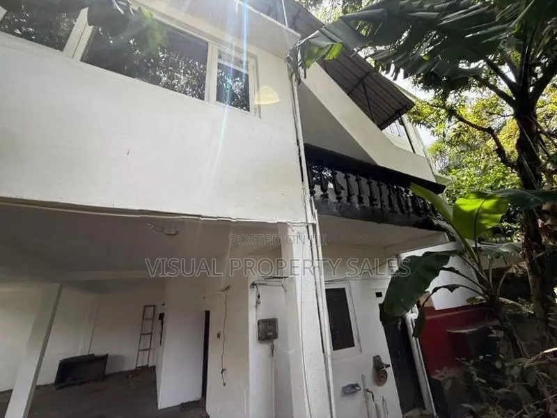 Commercial Building for Sale Peradeniya