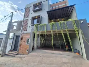 architecture desing luxury house for sale in katubadda
