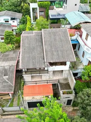 3-Story - Luxury Partially Completed House For Sale In Pannipitiya