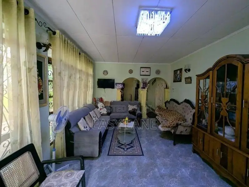 House for sale in yakkala