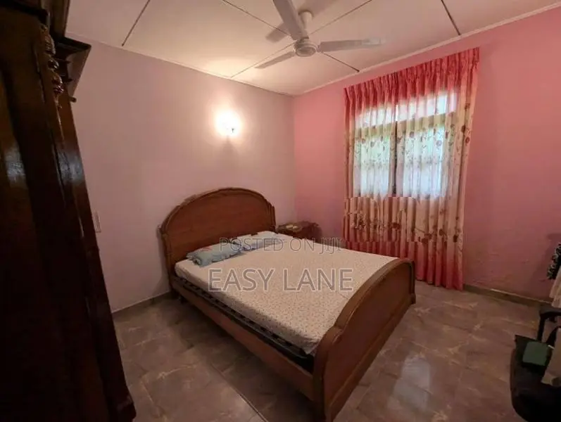 House for sale in yakkala