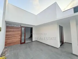 House for Sale in Athurugiriya