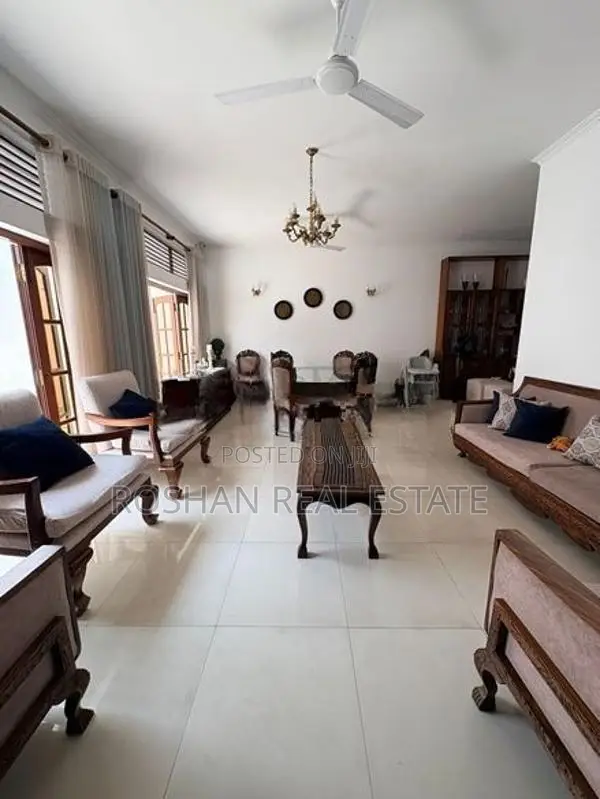 PROPERTY FOR SALE PRIME RESIDENTIAL LOCATION DEHIWALA UM2314