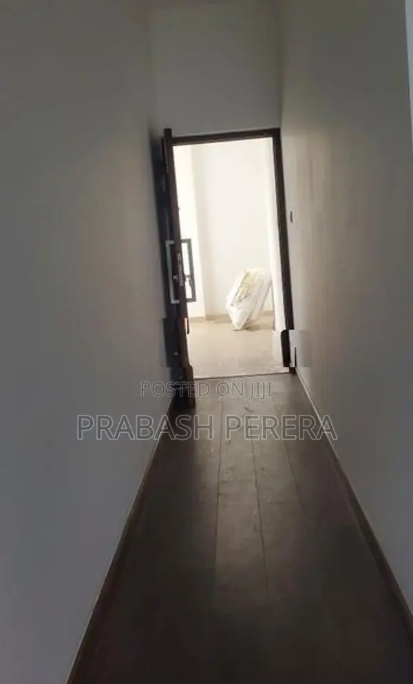 Apartment for Sale in Kahathuduwa Canterbury Golf